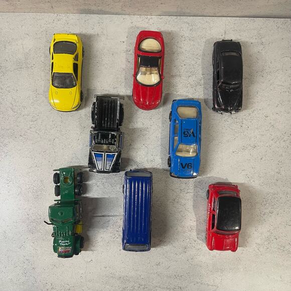 Assorted Motormax, Yatming and McToy Diecast Toy Vehicles - Lot of 8 - Used - Picture 2 of 11